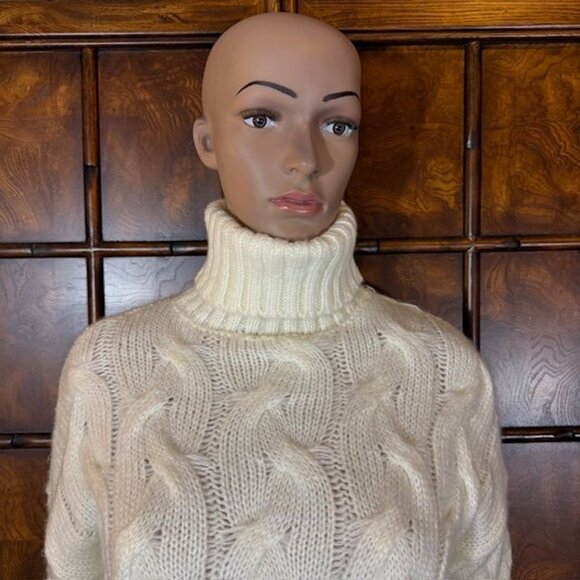 NWOT Ivory Chunky Cable Knit Turtleneck Sweater - Picture 5 of 11